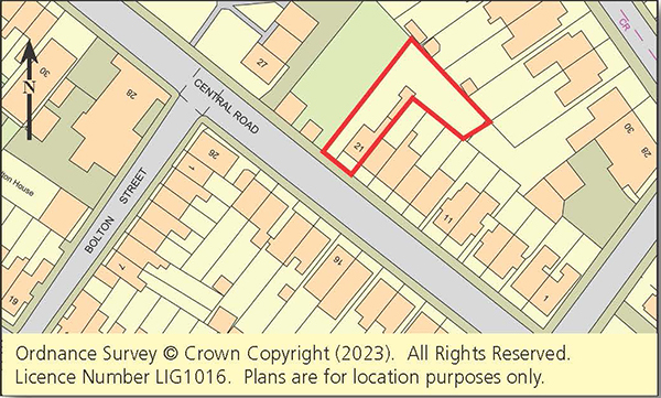 Lot: 134 - END-TERRACE HOUSE FOR REFURBISHMENT -